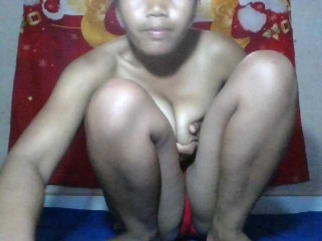 Keziah34 live cam on BongaCams