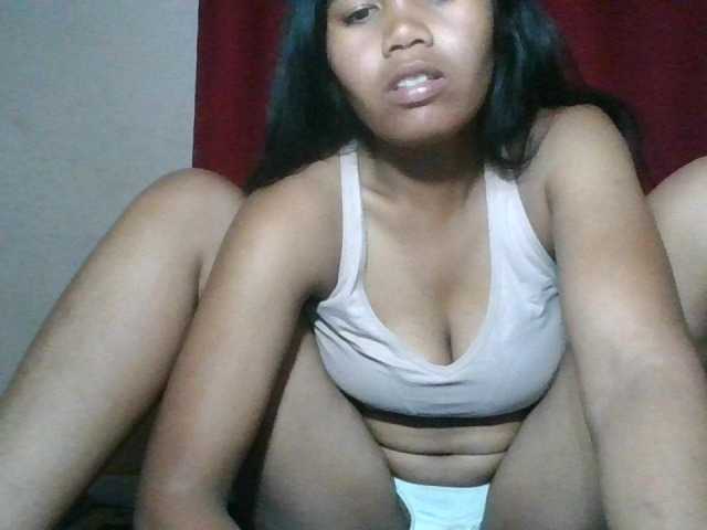 Keziah34 live cam preview