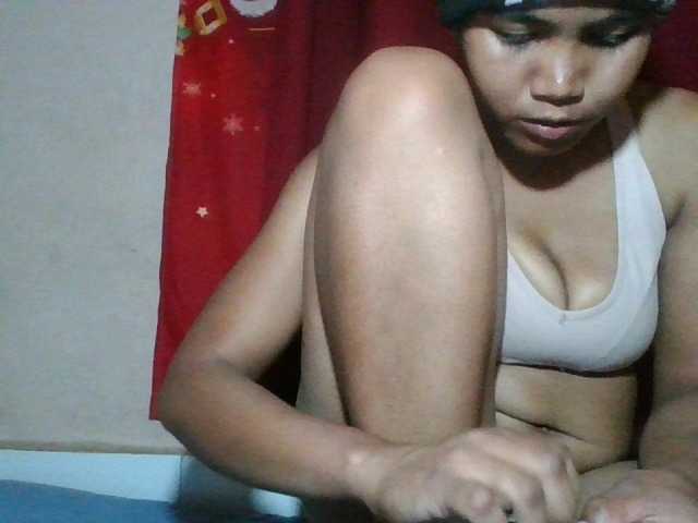 Keziah34 live cam on BongaCams