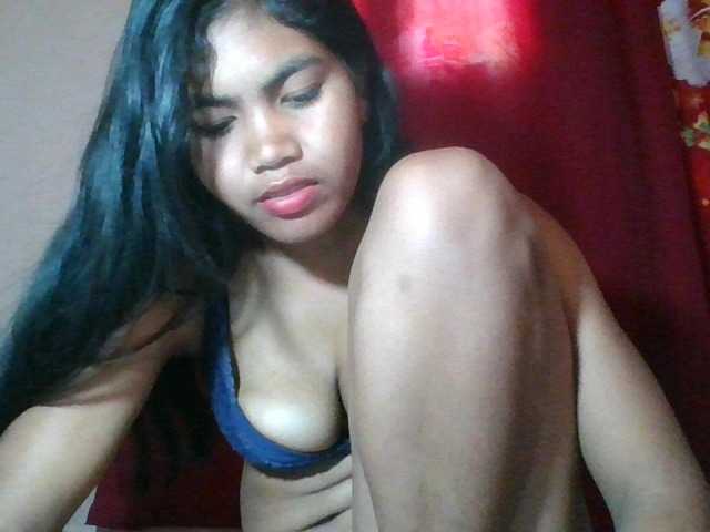Keziah34 live cam on BongaCams