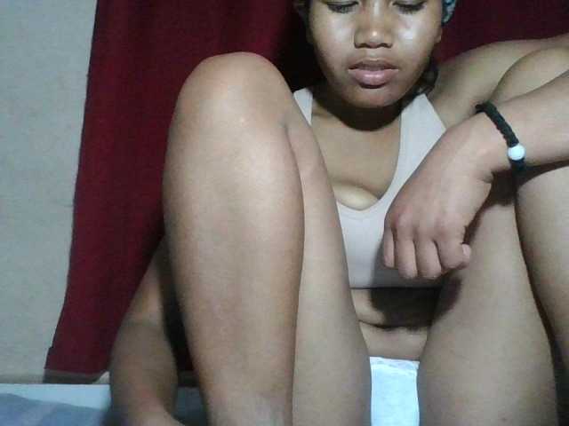 Keziah34 live cam on BongaCams
