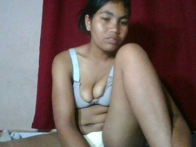 Keziah34 live cam on BongaCams