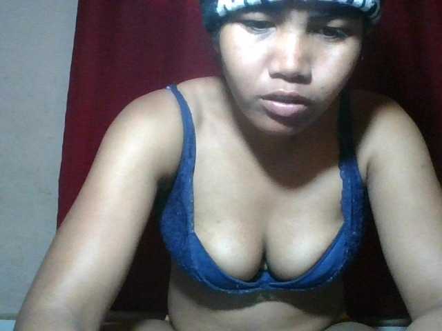 Keziah34 live cam on BongaCams