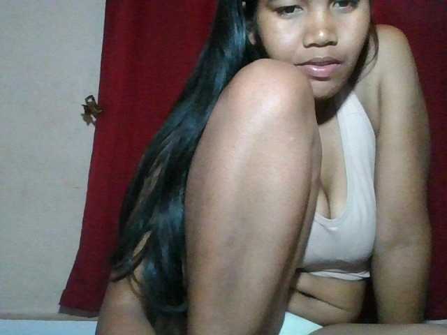 Keziah34 live cam on BongaCams