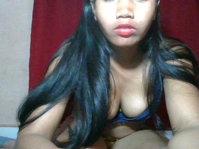 Keziah34 live cam on BongaCams