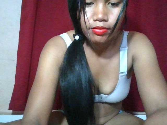 Keziah34 live cam on BongaCams