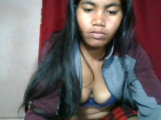 Keziah34 live cam on BongaCams