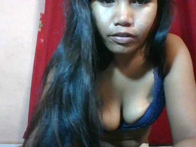 Keziah34 live cam on BongaCams