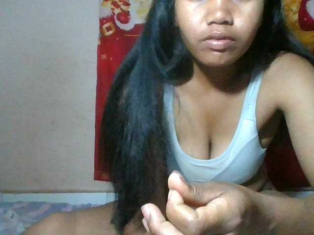 Keziah34 live cam on BongaCams