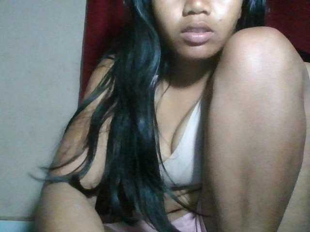 Keziah34 live cam on BongaCams