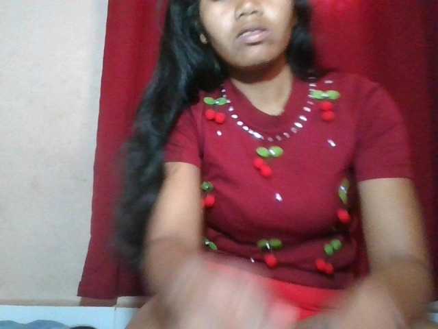 Keziah34 live cam on BongaCams