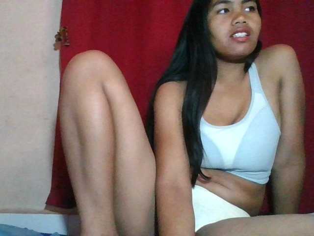 Keziah34 live cam on BongaCams