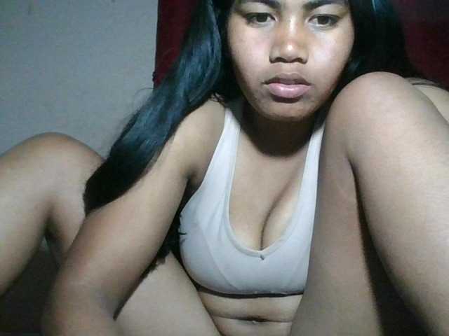 Keziah34 live cam on BongaCams
