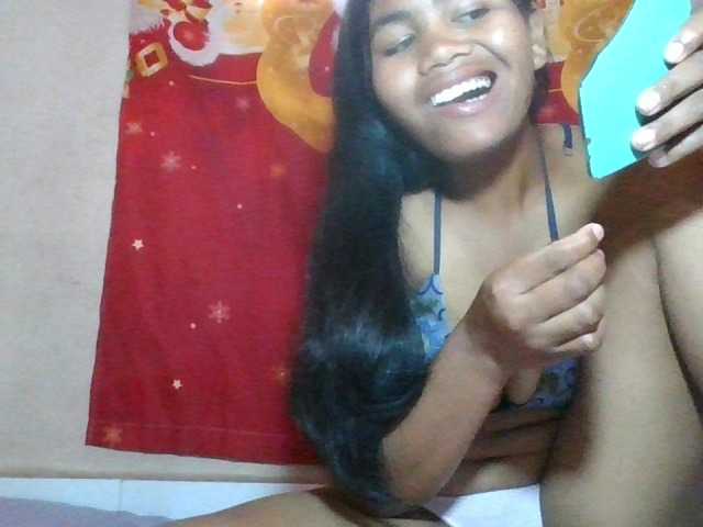 Keziah34 live cam preview
