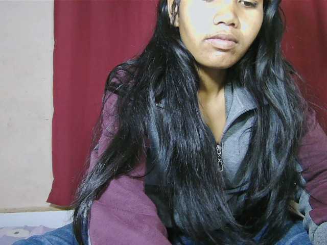 Keziah34 live cam on BongaCams