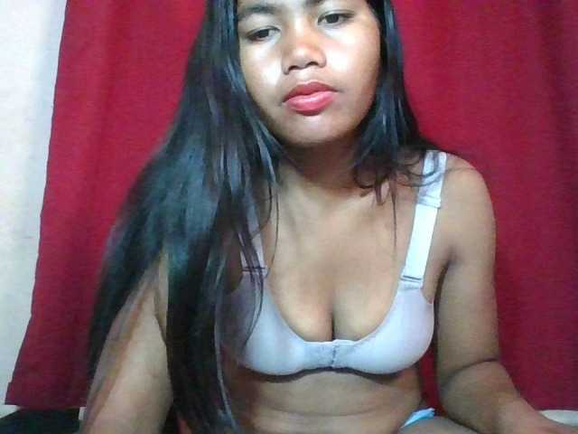 Keziah34 live cam on BongaCams