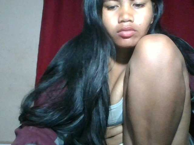 Keziah34 live cam on BongaCams