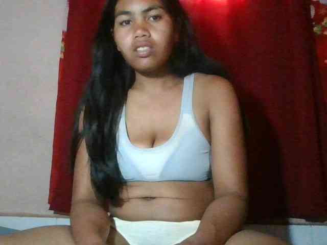 Keziah34 webcam