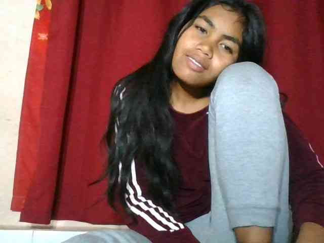 Keziah34 webcam