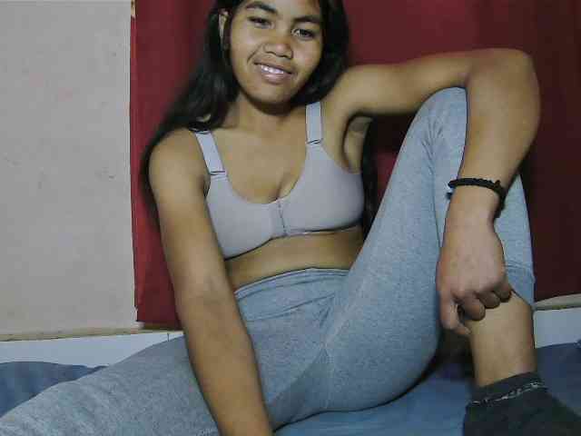 Keziah34 webcam