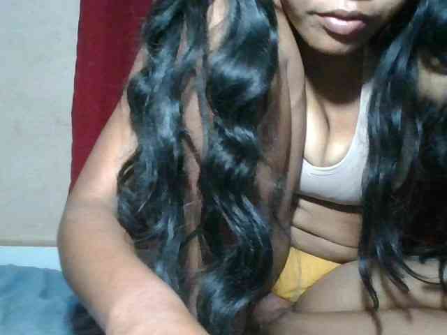 Keziah34 webcam