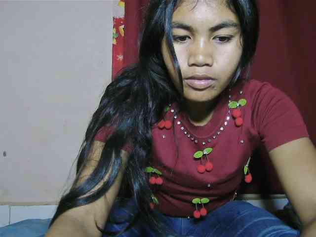 Keziah34 webcam