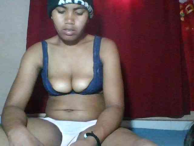 Keziah34 webcam