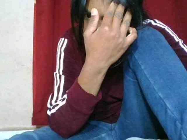 Keziah34 webcam