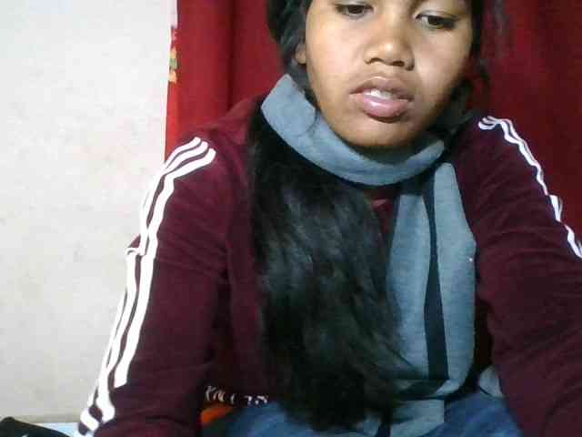 Keziah34 webcam