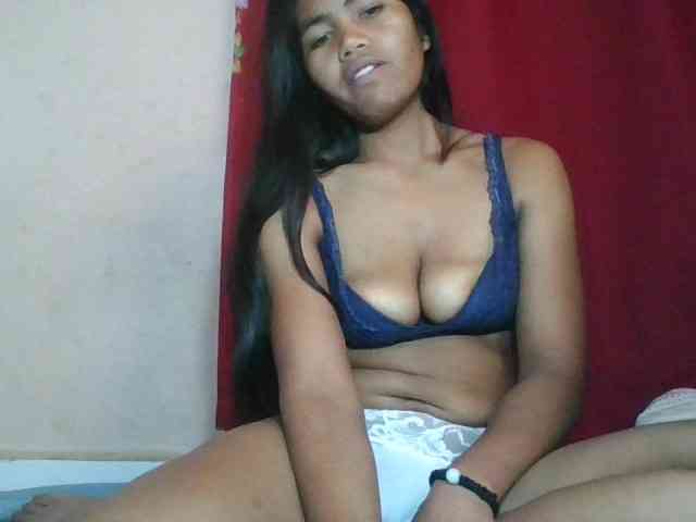 Keziah34 webcam