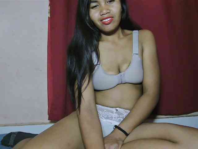 Keziah34 webcam