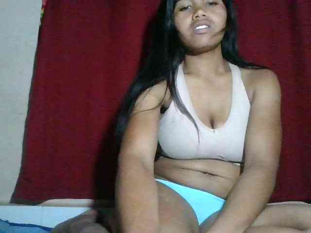 Keziah34 webcam
