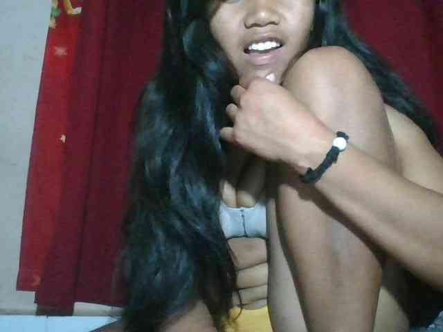 Keziah34 webcam