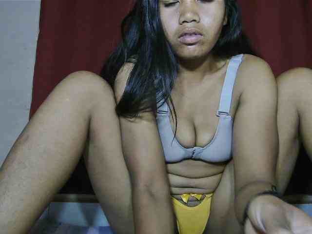 Keziah34 webcam