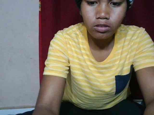 Keziah34 webcam