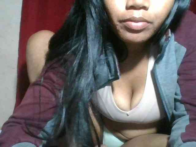 Keziah34 webcam