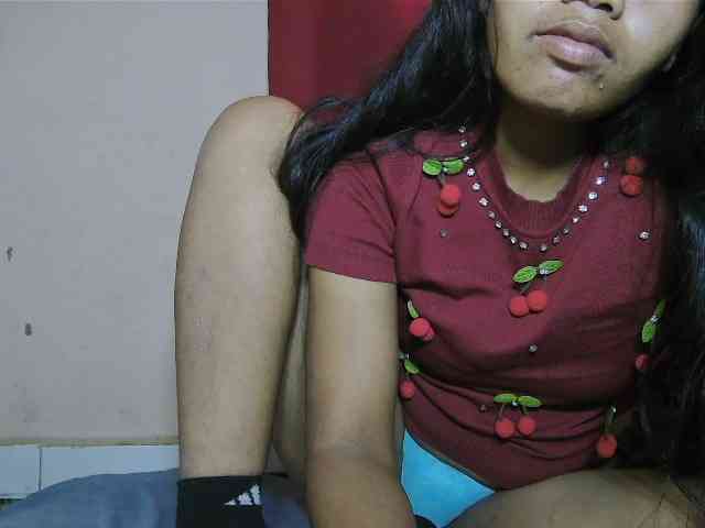 Keziah34 webcam