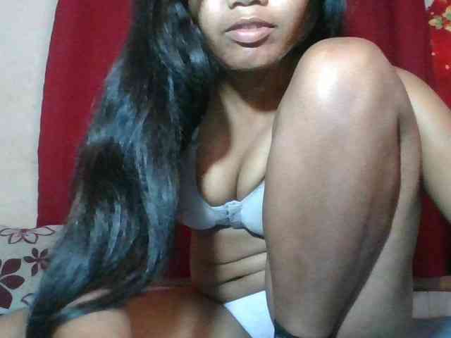 Keziah34 webcam
