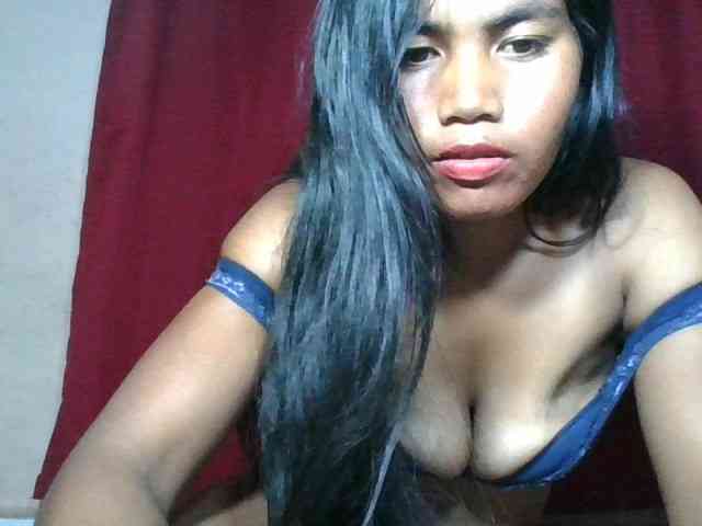 Keziah34 webcam