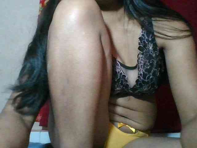 Keziah34 webcam