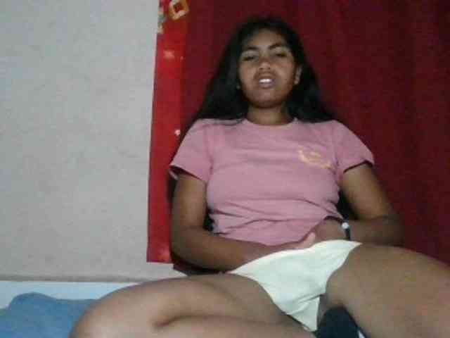 Keziah34 webcam