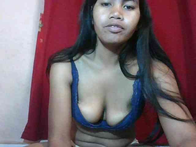 Keziah34 webcam