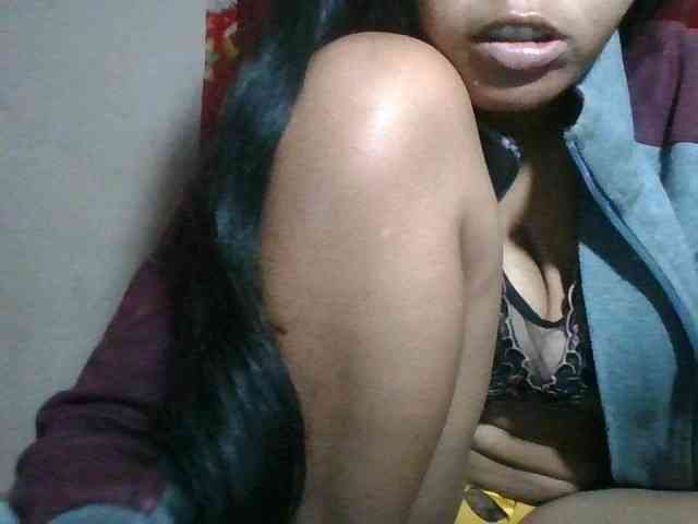 Keziah34 webcam