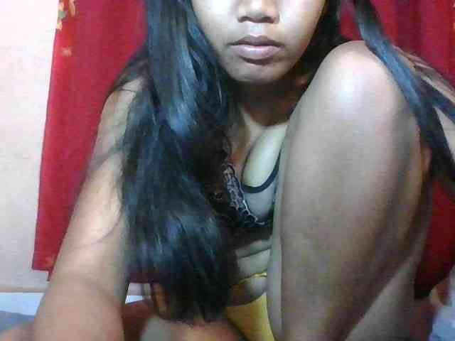 Keziah34 webcam