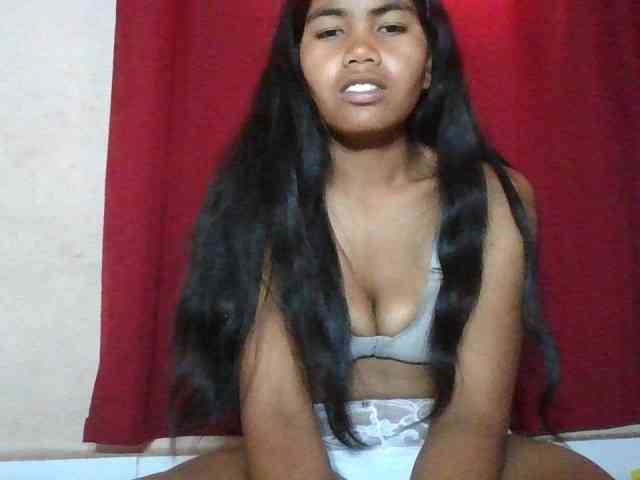 Keziah34 webcam