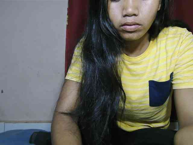 Keziah34 webcam