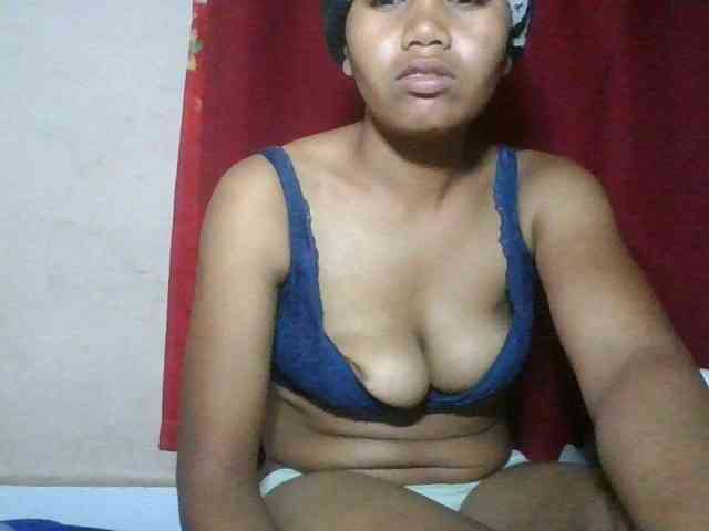 Keziah34 webcam