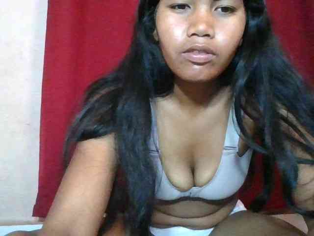 Keziah34 webcam