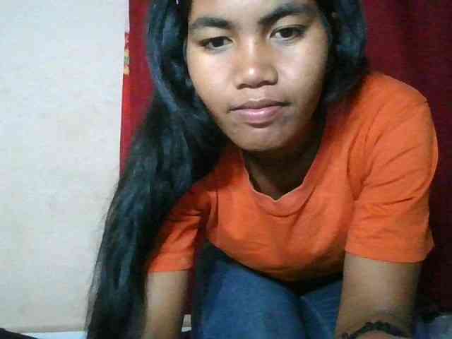 Keziah34 webcam