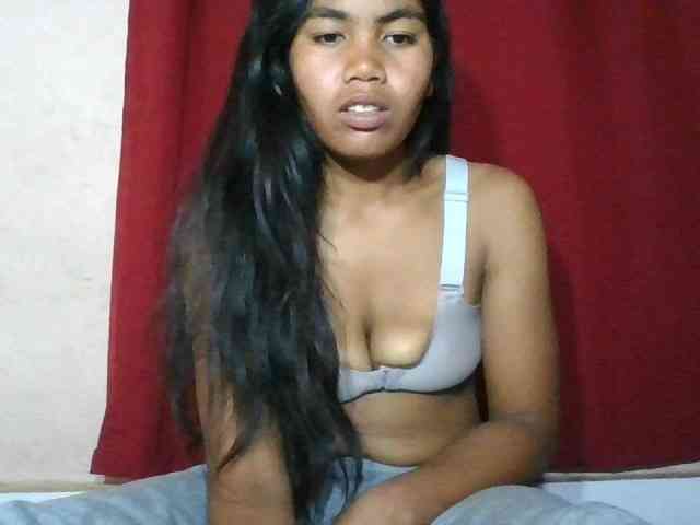Keziah34 webcam